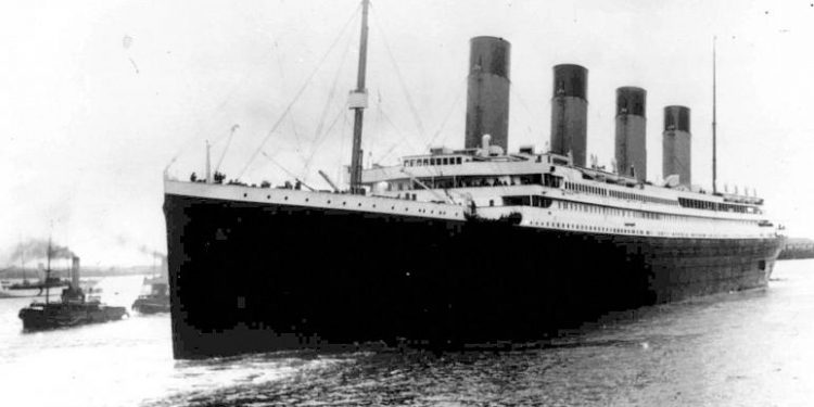 بطری نامه دختر مسافر تایتانیک در دریا