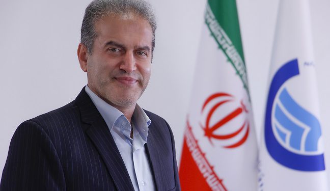 اهدای لوح تقدیر از سوی شورای روستای لاکوم سوادکوه برای مدیر عامل آبفا مازندران