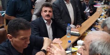 مشکلات مردم شهرستان نور درملاقات مردمی با استاندارمازندران مورد بررسی قرا رگرفت